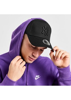NEW ERA CZAPKA MLB TRUCKER NYY NEW YORK YANKEES BLKBLK ze sklepu JD Sports  w kategorii Czapki z daszkiem męskie - zdjęcie 178188218