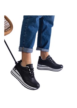 Czarne sneakersy na platformie zdobione brokatem i metaliczną wstawką ze sklepu ButyModne.pl w kategorii Buty sportowe damskie - zdjęcie 178198299