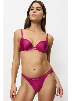 Triumph figi damskie typu tai Crazy Stupid Love Highleg 10222368-3349, Kolor fuksja, Rozmiar 42, Triumph ze sklepu Primodo w kategorii Majtki damskie - zdjęcie 178214976