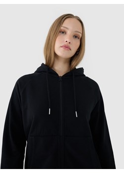 Damska dresowa rozpinana z kapturem 4F 4FWSS25TSWSF1541 - czarna ze sklepu Sportstylestory.com w kategorii Bluzy damskie - zdjęcie 178220867