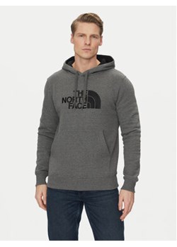 The North Face Bluza Drew Peak Pul Hoodie NF00AHJY Szary Regular Fit ze sklepu MODIVO w kategorii Bluzy męskie - zdjęcie 178250429