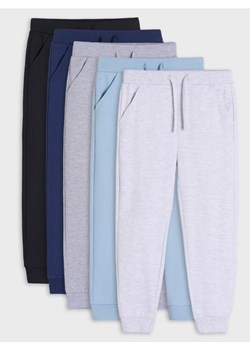 Sinsay - Spodnie dresowe 5 pack - szary ze sklepu Sinsay w kategorii Spodnie chłopięce - zdjęcie 178252955