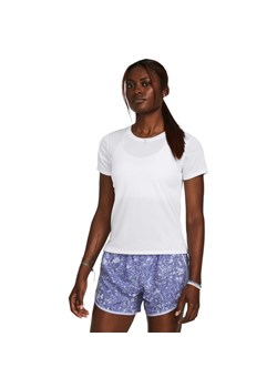 Damska koszulka do biegania Under Armour UA Launch Shortsleeve - biała ze sklepu Sportstylestory.com w kategorii Bluzki damskie - zdjęcie 178253417