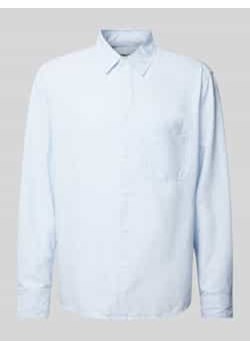 Koszula casualowa regular fit z kołnierzykiem typu kent ze sklepu Peek&Cloppenburg  w kategorii Koszule męskie - zdjęcie 178263429