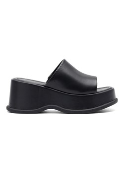 Klapki Jenny Fairy ROXANE WS6083-05 ze sklepu ccc.eu w kategorii Klapki damskie - zdjęcie 178273318