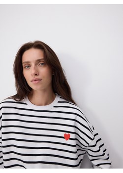 Reserved - Bluza w paski z haftowanym sercem - czarny ze sklepu Reserved w kategorii Bluzy damskie - zdjęcie 178279988