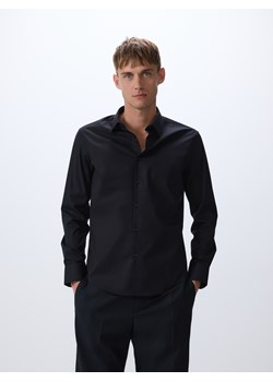 Reserved - Bawełniana koszula slim fit - czarny ze sklepu Reserved w kategorii Koszule męskie - zdjęcie 178293896