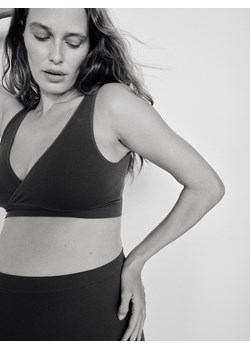 Reserved - Bezszwowy top w stylu sportowym - granatowy ze sklepu Reserved w kategorii Bluzki damskie - zdjęcie 178318627