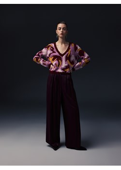 Reserved - Satynowe spodnie z zakładkami - mahoniowy ze sklepu Reserved w kategorii Spodnie damskie - zdjęcie 178327275