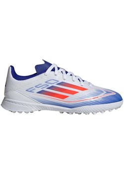 Buty piłkarskie adidas F50 League Tf IF1372 białe ze sklepu ButyModne.pl w kategorii Buty sportowe dziecięce - zdjęcie 178329017