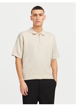 Jack&Jones Polo Troy 12269617 Beżowy Relaxed Fit ze sklepu MODIVO w kategorii T-shirty męskie - zdjęcie 178348379