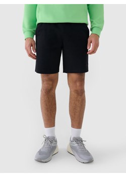 Męskie spodenki dresowe 4F 4FRSS25TSHOM698 - czarne ze sklepu Sportstylestory.com w kategorii Spodenki męskie - zdjęcie 178363208