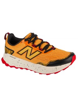 Buty do biegania New Balance Fresh Foam Garoe V2 M MTGAROI2 żółte ze sklepu ButyModne.pl w kategorii Buty sportowe męskie - zdjęcie 178385429