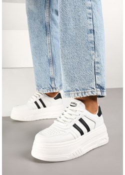 Biało-Czarne Sneakersy na Grubej Podeszwie z Perforacją i Paskami Fonistia ze sklepu born2be.pl w kategorii Buty sportowe damskie - zdjęcie 178411999