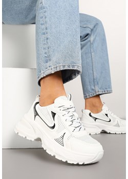 Białe Sneakersy na Grubej Podeszwie z Siateczką Olirase ze sklepu born2be.pl w kategorii Buty sportowe damskie - zdjęcie 178413979