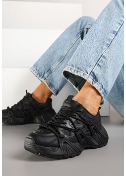Czarne Sneakersy z Geometrycznym Tłoczeniem Ulfitia ze sklepu born2be.pl w kategorii Buty sportowe damskie - zdjęcie 178416678