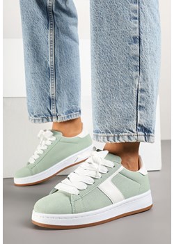 Jasnozielone Sneakersy Ozdobione Paskiem Zrulla ze sklepu born2be.pl w kategorii Buty sportowe damskie - zdjęcie 178416816