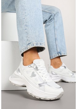 Białe Sneakersy na Grubej Podeszwie Ozdobione Sercem Pilana ze sklepu born2be.pl w kategorii Buty sportowe damskie - zdjęcie 178416888