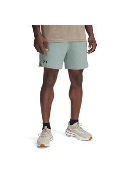 Męskie spodenki treningowe Under Armour UA Vanish Woven 6in Shorts - zielone ze sklepu Sportstylestory.com w kategorii Spodenki męskie - zdjęcie 178430316
