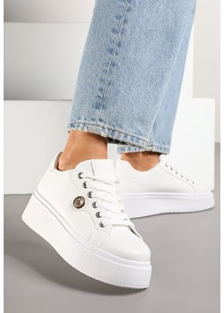 Białe Sneakersy na Grubej Podeszwie z Metalowym Detalem Aelippa ze sklepu renee.pl w kategorii Buty sportowe damskie - zdjęcie 178493039
