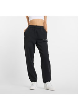 Spodnie damskie New Balance WP51500BK – czarne ze sklepu New Balance Poland w kategorii Spodnie damskie - zdjęcie 178503736