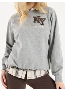 Sinsay - Bluza z motywem akademickim New York City - szary ze sklepu Sinsay w kategorii Bluzy damskie - zdjęcie 178528876