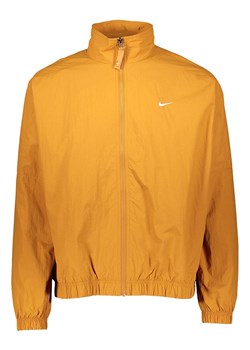 Nike Sportswear Kurtka sportowa &quot;Solo Swoosh Woven&quot; w kolorze pomarańczowym ze sklepu Limango Polska w kategorii Kurtki męskie - zdjęcie 178532708