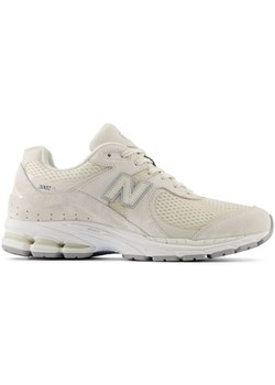 Buty New Balance M2002WC Beżowe beżowy ze sklepu ButyModne.pl w kategorii Buty sportowe męskie - zdjęcie 178534298