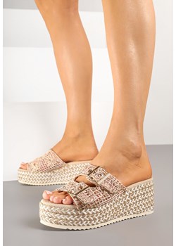 Beżowo-Różowe Klapki na Plecionym Koturnie z Tweedową Cholewką Desawena ze sklepu born2be.pl w kategorii Espadryle damskie - zdjęcie 178568295