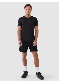 Męskie spodenki treningowe 4F 4FWSS25TFSHM0867 - czarne ze sklepu Sportstylestory.com w kategorii Spodenki męskie - zdjęcie 178576885