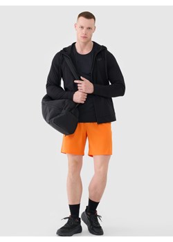 Męskie spodenki treningowe 4F 4FWSS25TFSHM0912 - pomarańczowe ze sklepu Sportstylestory.com w kategorii Spodenki męskie - zdjęcie 178577209