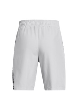 Chłopięce spodenki treningowe Under Armour UA Tech Woven Graphic Short - białe ze sklepu Sportstylestory.com w kategorii Spodenki chłopięce - zdjęcie 178588595
