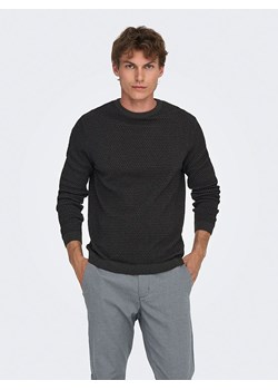 ONLY &amp; SONS Sweter &quot;Tapa&quot; w kolorze czarnym ze sklepu Limango Polska w kategorii Swetry męskie - zdjęcie 178595785