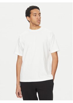 Vans T-Shirt Premium VN000P54 Biały Loose Fit ze sklepu MODIVO w kategorii T-shirty męskie - zdjęcie 178599229