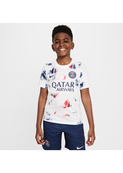 Przedmeczowa koszulka piłkarska z krótkim rękawem dla dużych dzieci Nike Dri-FIT Paris Saint-Germain Academy Pro (wersja wyjazdowa) - Biel ze sklepu Nike poland w kategorii T-shirty chłopięce - zdjęcie 178602157