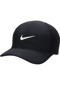 Czapka z daszkiem o nieusztywnianej konstrukcji Featherlight Nike Dri-FIT Club - Czerń ze sklepu Nike poland w kategorii Czapki z daszkiem męskie - zdjęcie 178603077