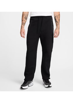 Męskie spodnie z dzianiny z luźnymi nogawkami Nike Tech - Czerń ze sklepu Nike poland w kategorii Spodnie męskie - zdjęcie 178603158