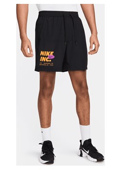 Męskie spodenki do fitnessu bez podszewki 18 cm Dri-FIT Nike Form - Czerń ze sklepu Nike poland w kategorii Spodenki męskie - zdjęcie 178603546