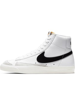 Buty damskie Nike Blazer Mid '77 - Biel ze sklepu Nike poland w kategorii Trampki damskie - zdjęcie 178603549