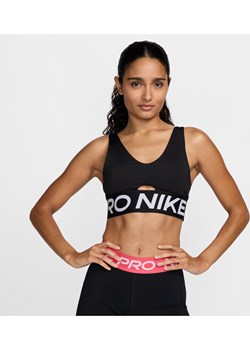Damski stanik sportowy z wkładkami i średnim wsparciem Nike Pro Indy Plunge - Czerń - id: 38271473648new - marki Nike - 178603559 Damski stanik sportowy z wkładkami i średnim wsparciem Nike Pro Indy Plunge - Czerń ze sklepu Nike poland w kategorii Biustonosze - zdjęcie 178603559