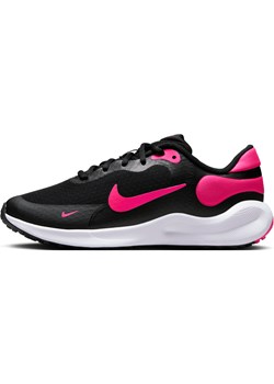 Buty do biegania po asfalcie dla dużych dzieci Nike Revolution 7 - Czerń ze sklepu Nike poland w kategorii Buty sportowe dziecięce - zdjęcie 178606675