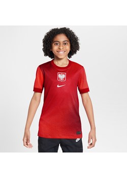 Koszulka piłkarska dla dużych dzieci Nike Dri-FIT Polska Stadium 2024/25 (wersja wyjazdowa) (replika) - Czerwony ze sklepu Nike poland w kategorii T-shirty chłopięce - zdjęcie 178609765