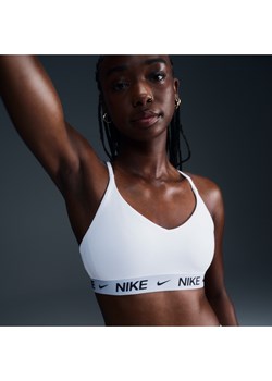 Damski regulowany stanik sportowy z wkładkami Nike Indy Light Support - Biel ze sklepu Nike poland w kategorii Biustonosze - zdjęcie 178610076