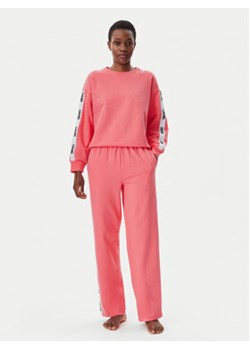 DKNY Piżama YI80040 Różowy Relaxed Fit ze sklepu MODIVO w kategorii Piżamy damskie - zdjęcie 178637996