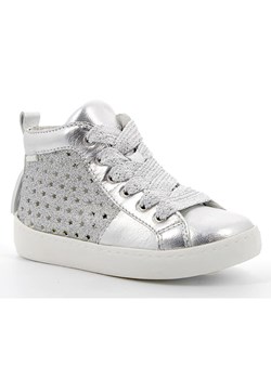 Primigi Sneakersy w kolorze srebrnym ze sklepu Limango Polska w kategorii Buty sportowe dziecięce - zdjęcie 178646257