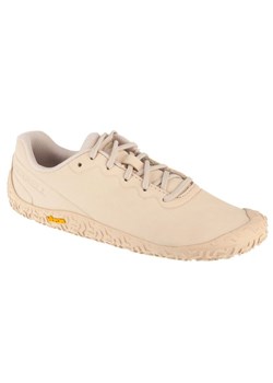 Buty berefood Merrell Vapor Glove 6 Ltr J068508 beżowy ze sklepu ButyModne.pl w kategorii Buty sportowe damskie - zdjęcie 178648445