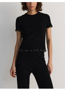 Reserved - Bluzka z ozdobnym wykończeniem - czarny - id: 7561K-99X - marki Reserved - 178651767 Reserved - Bluzka z ozdobnym wykończeniem - czarny ze sklepu Reserved w kategorii Bluzki damskie - zdjęcie 178651767