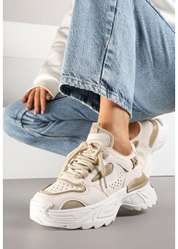 Beżowe Sneakersy na Podeszwie z Tłoczeniami w Streetwearowym Stylu Vaniffia ze sklepu born2be.pl w kategorii Buty sportowe damskie - zdjęcie 178654608