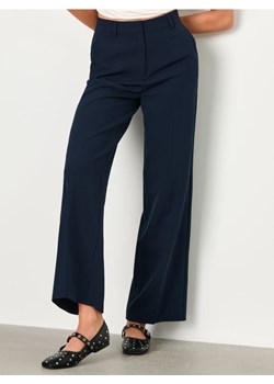 Sinsay - Spodnie straight fit z nogawką w kant - granatowy ze sklepu Sinsay w kategorii Spodnie damskie - zdjęcie 178662225