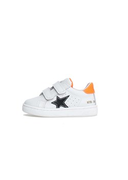 Naturino Skórzane sneakersy &quot;Pinn&quot; w kolorze białym ze wzorem ze sklepu Limango Polska w kategorii Buty sportowe dziecięce - zdjęcie 178749078